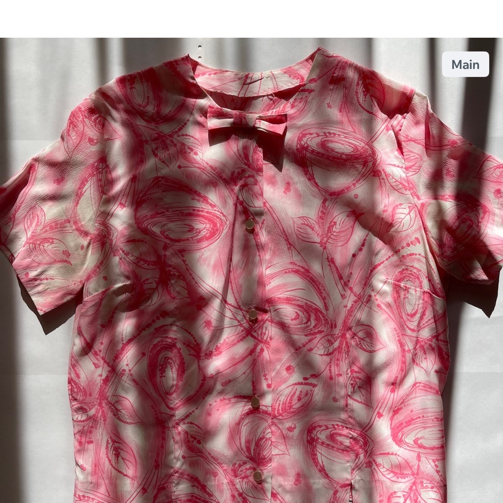 Gorgeous Vintage 1960s Blouse 🩷